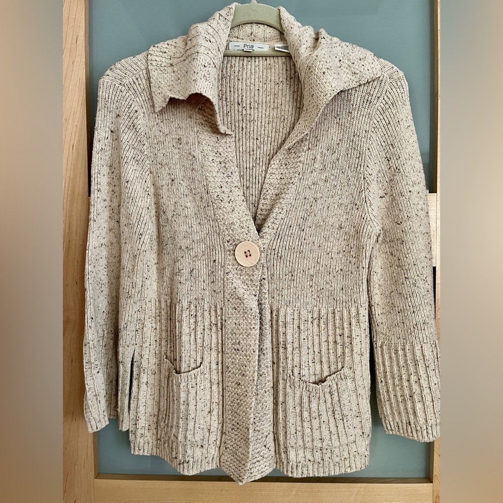 Pria cotton cardigan. Size M